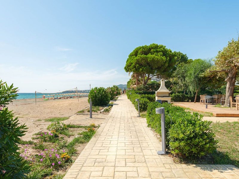 Ninos Grand Beach Resort 7