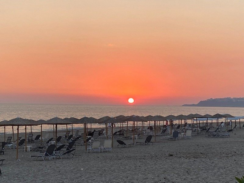 Ninos Grand Beach Resort 11