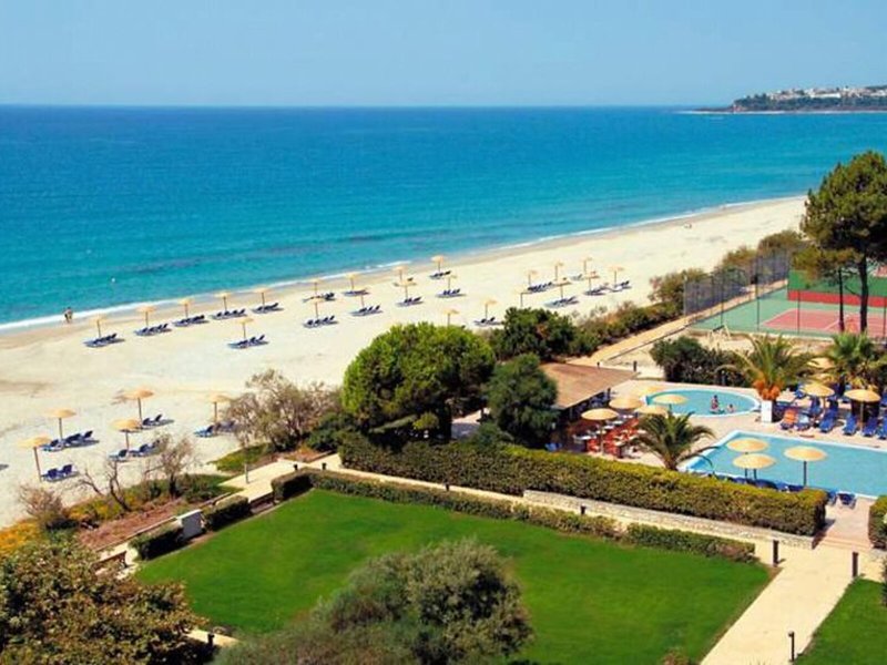 Ninos Grand Beach Resort 20