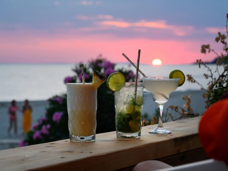 Ninos Grand Beach Resort 29