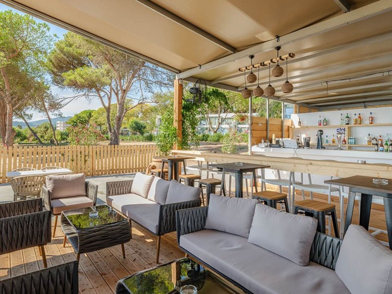 Ninos Grand Beach Resort 33