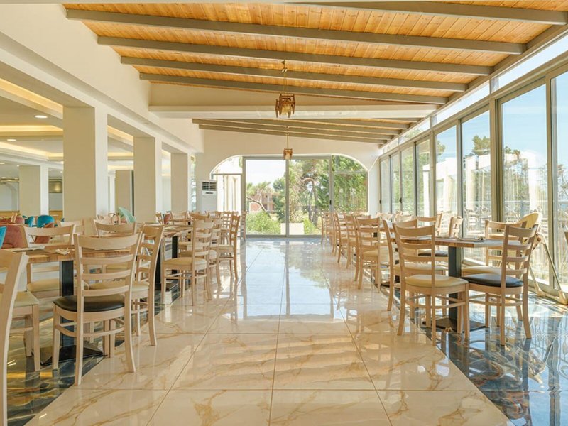 Ninos Grand Beach Resort 35