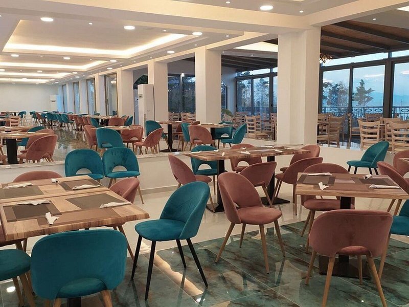 Ninos Grand Beach Resort 38