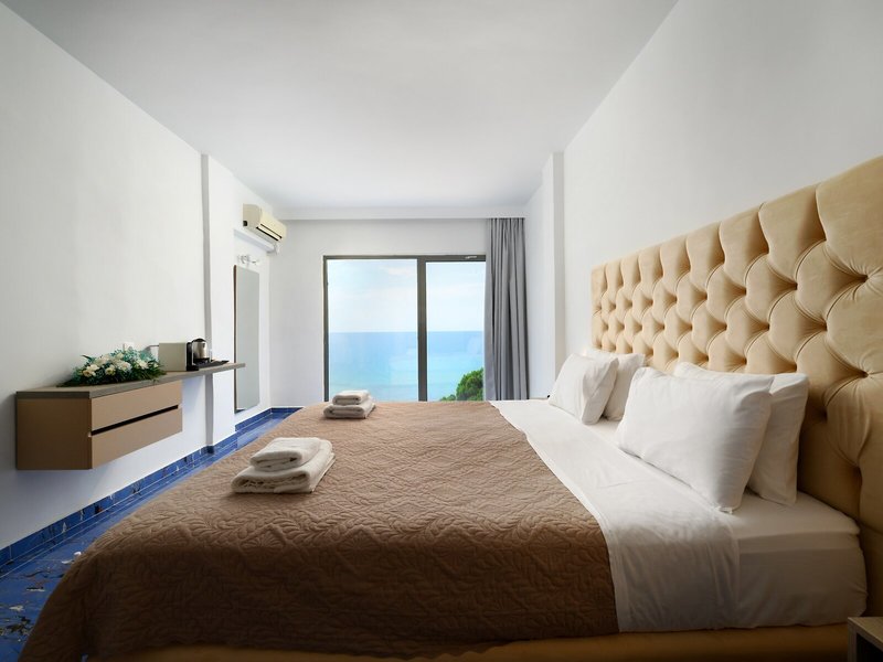 Ninos Grand Beach Resort 48