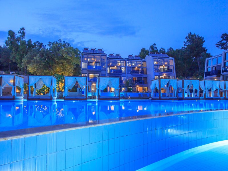 Orka Cove Hotel Penthouse & Suites 3