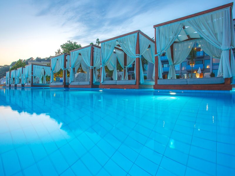 Orka Cove Hotel Penthouse & Suites 8