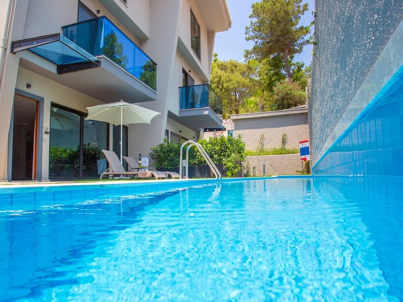 Orka Cove Hotel Penthouse & Suites 11