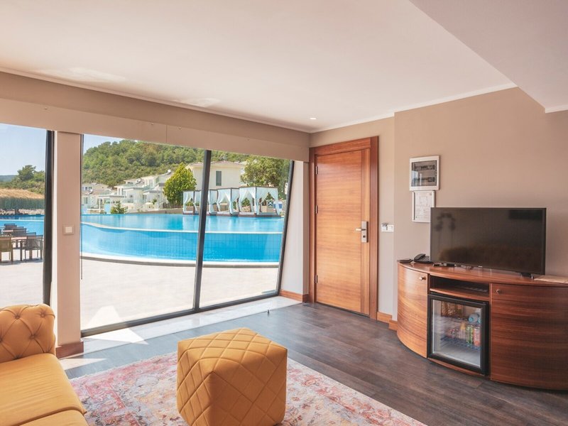 Orka Cove Hotel Penthouse & Suites 15