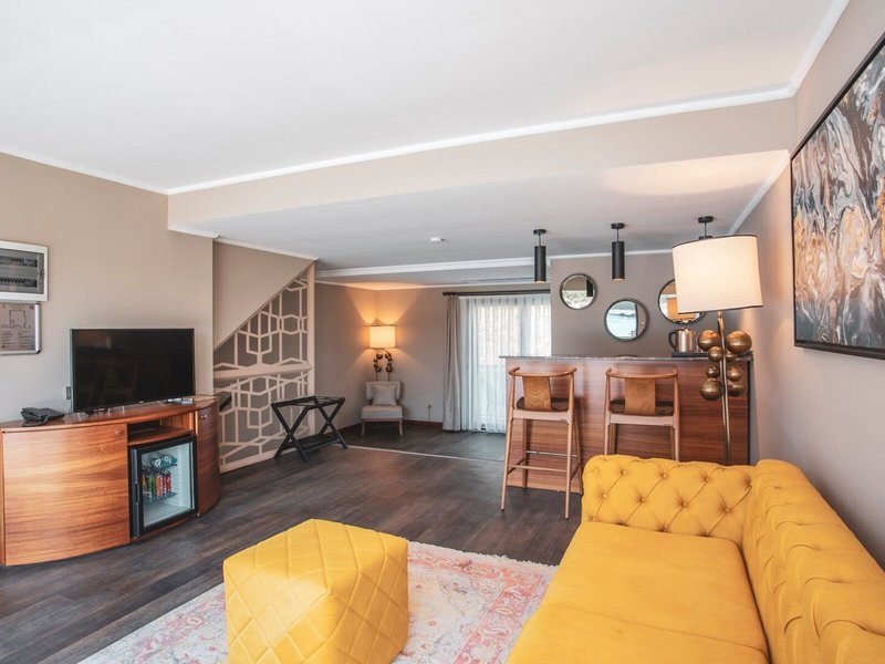 Orka Cove Hotel Penthouse & Suites 35