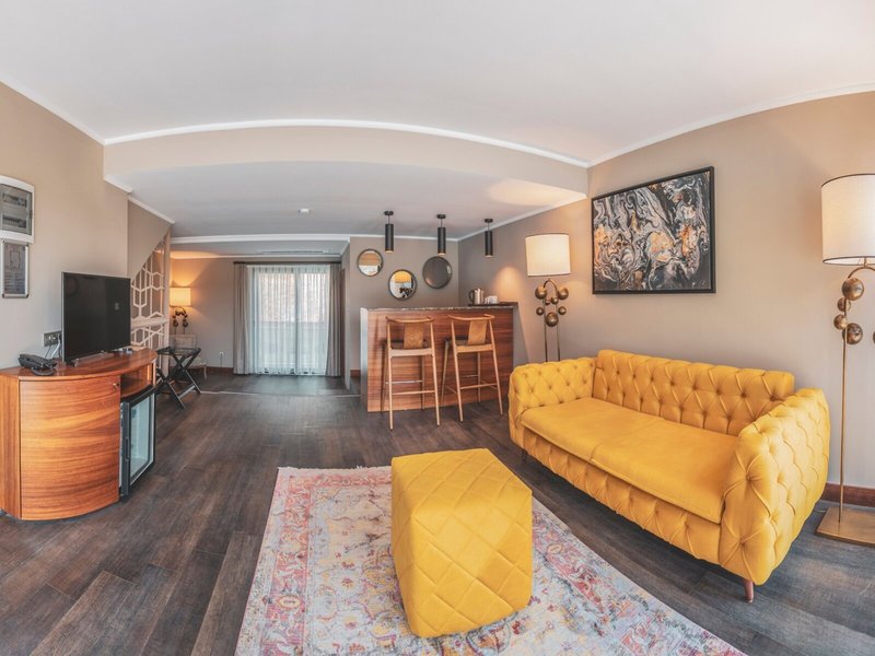 Orka Cove Hotel Penthouse & Suites 36