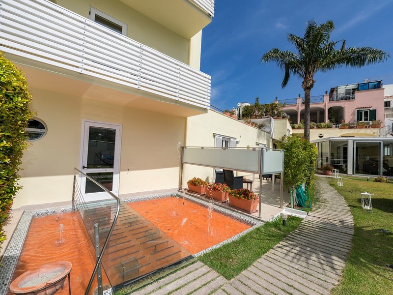 Marina 10 Boutique & Design Hotel 5