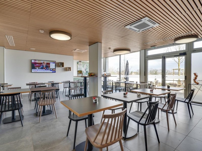 All Suites Appart Hôtel Massy-Palaiseau 17
