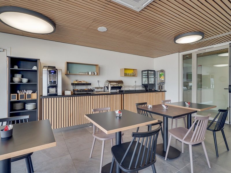All Suites Appart Hôtel Massy-Palaiseau 20
