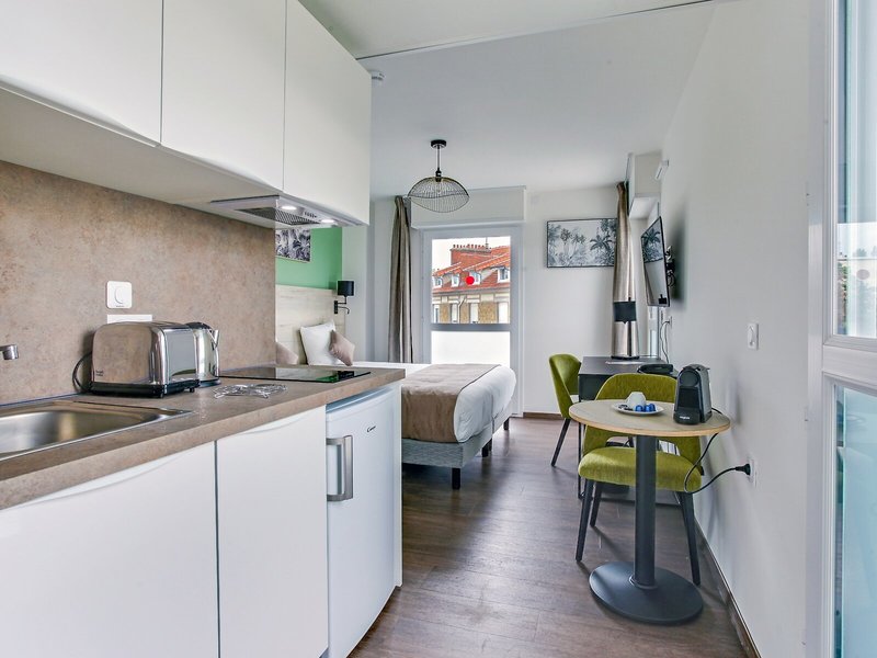 All Suites Appart Hôtel Massy-Palaiseau 44