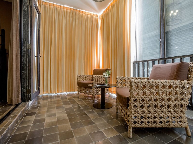 Aruntara Riverside Boutique Hotel 12