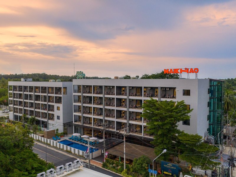 Maikhao Hotel Managed by Centara 1