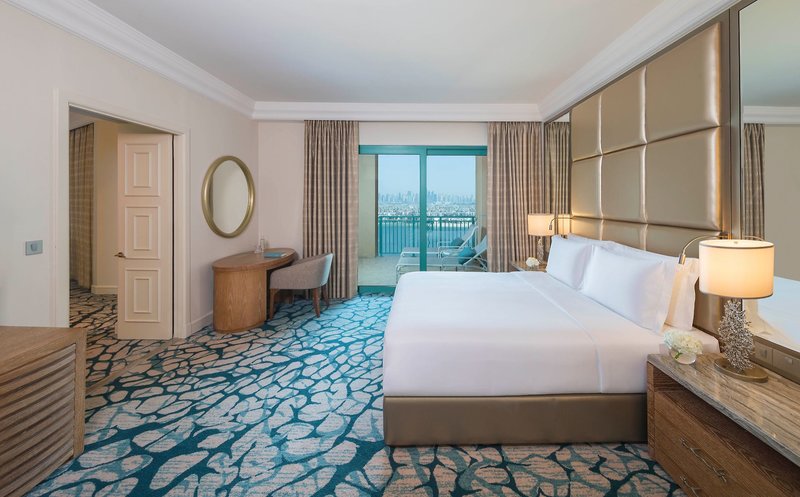 Atlantis - The Palm 35 - Room Example