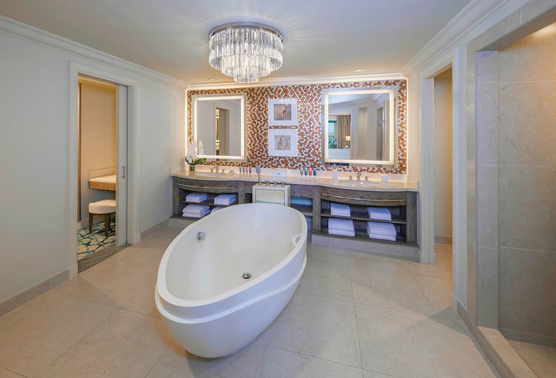 Atlantis - The Palm 36 - Bathroom Example