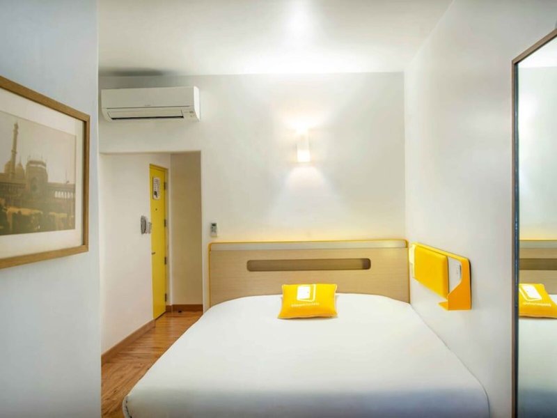 bloomrooms @ Janpath 19