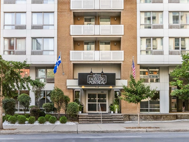 Hotel Faubourg Montreal 1