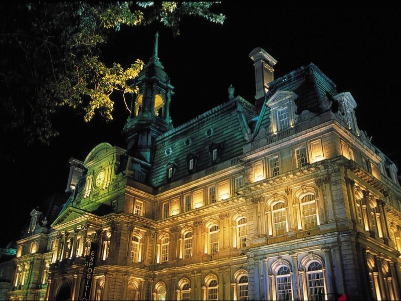 Hotel Faubourg Montreal 4