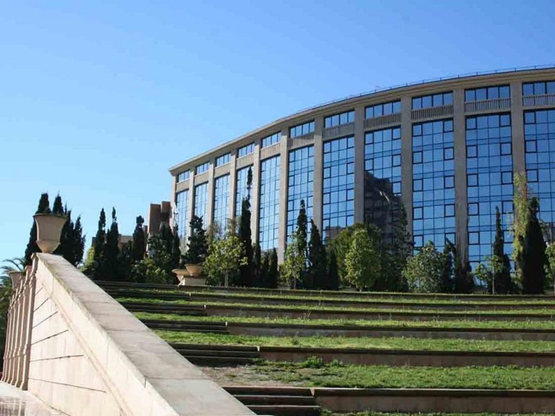 Magic Atrium Plaza 2