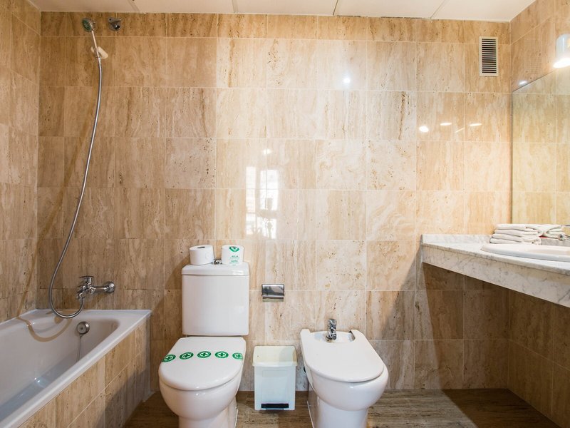 Magic Atrium Plaza 20