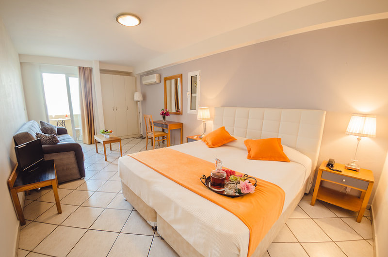 Faedra Beach Resort 10