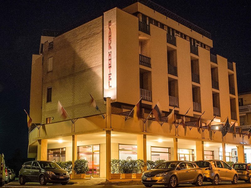 Park Residence 2 - Exterior