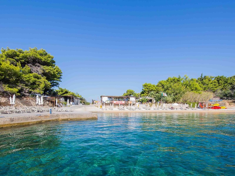 Marpunta Resort 12