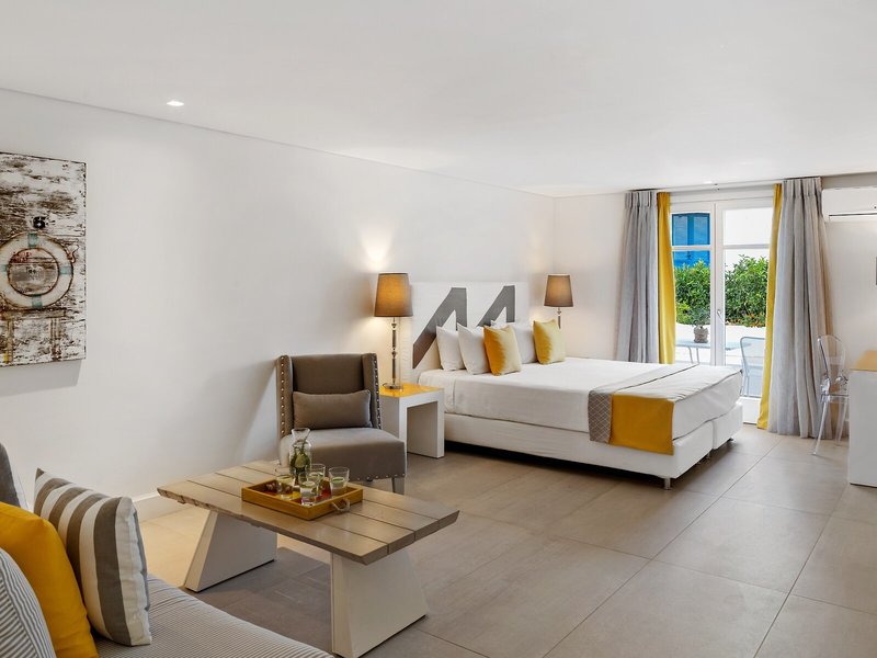 Marpunta Resort 46