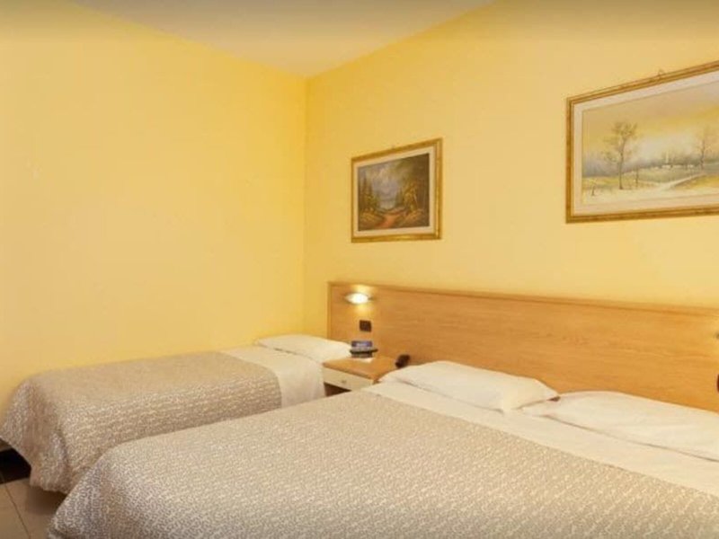 Ayri Hotel 3