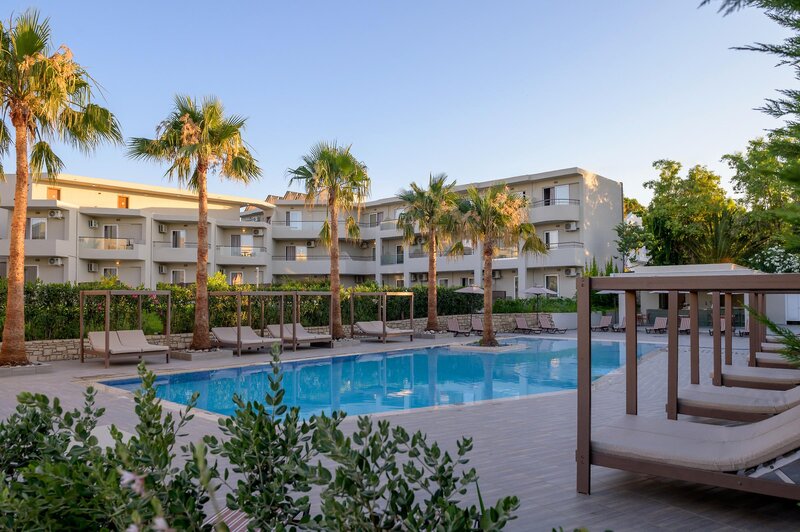 Ydoria Resort 37