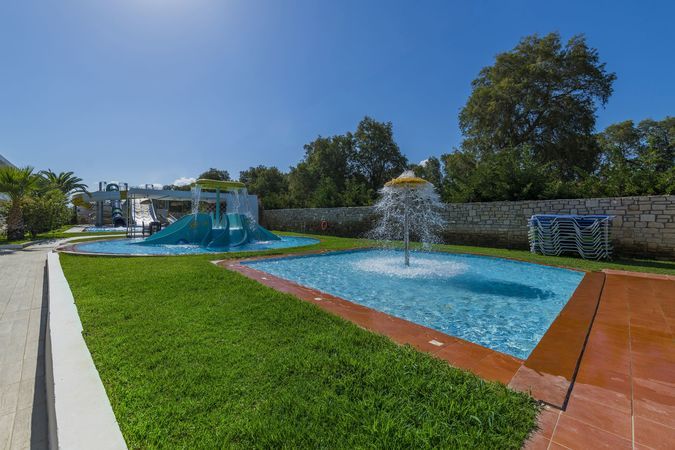 Ydoria Resort 69