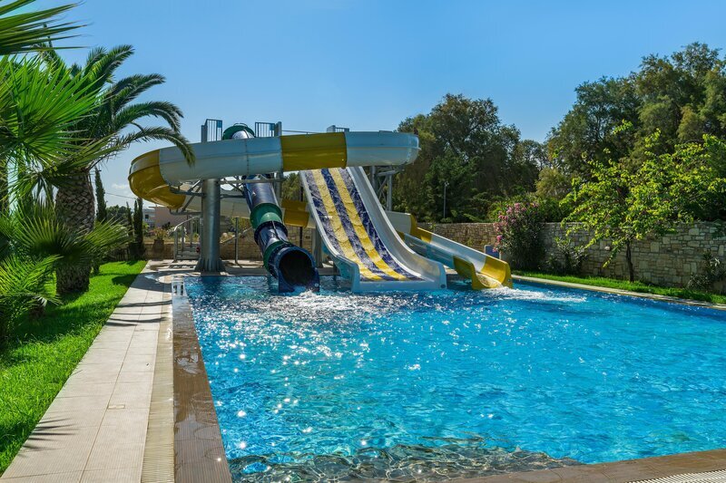 Ydoria Resort 76