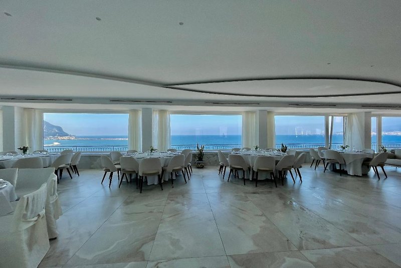 Stabia 1 - Conference Room